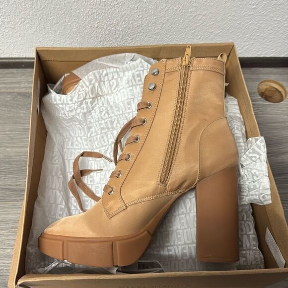 STEVE MADDEN Womens 1" Platform Back Pull-Tab Hani Heeled Boots - Picture 4 of 4